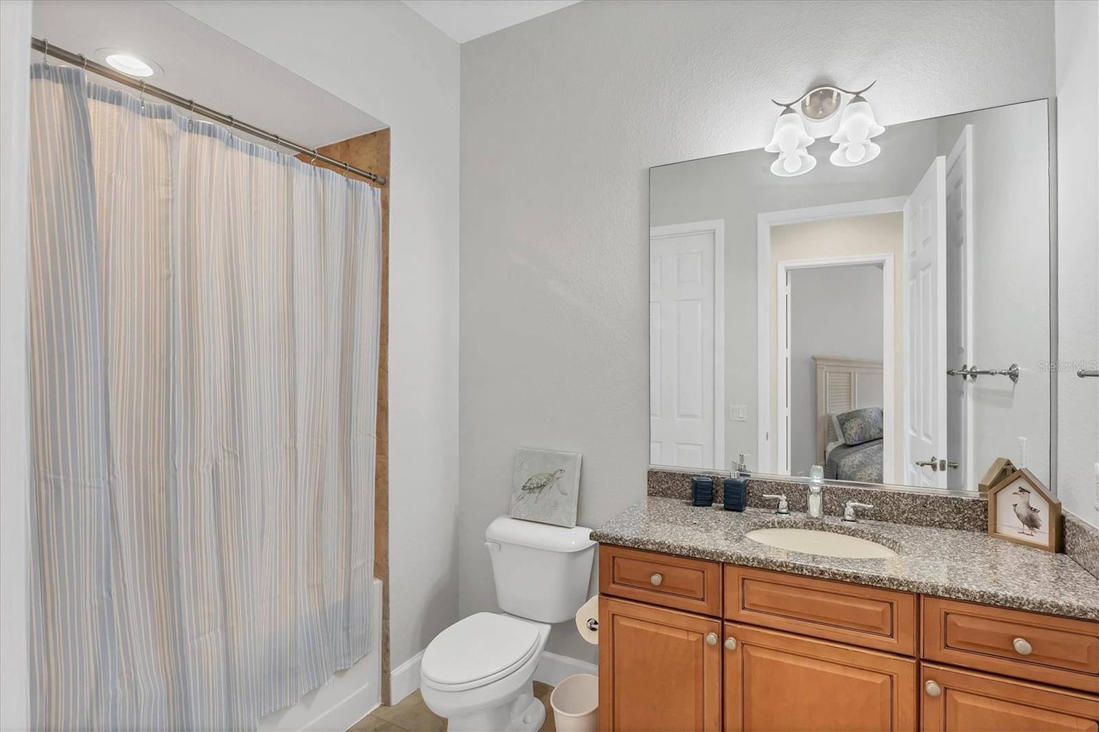Image 27 of 47 For 10360 Longshore Road 66