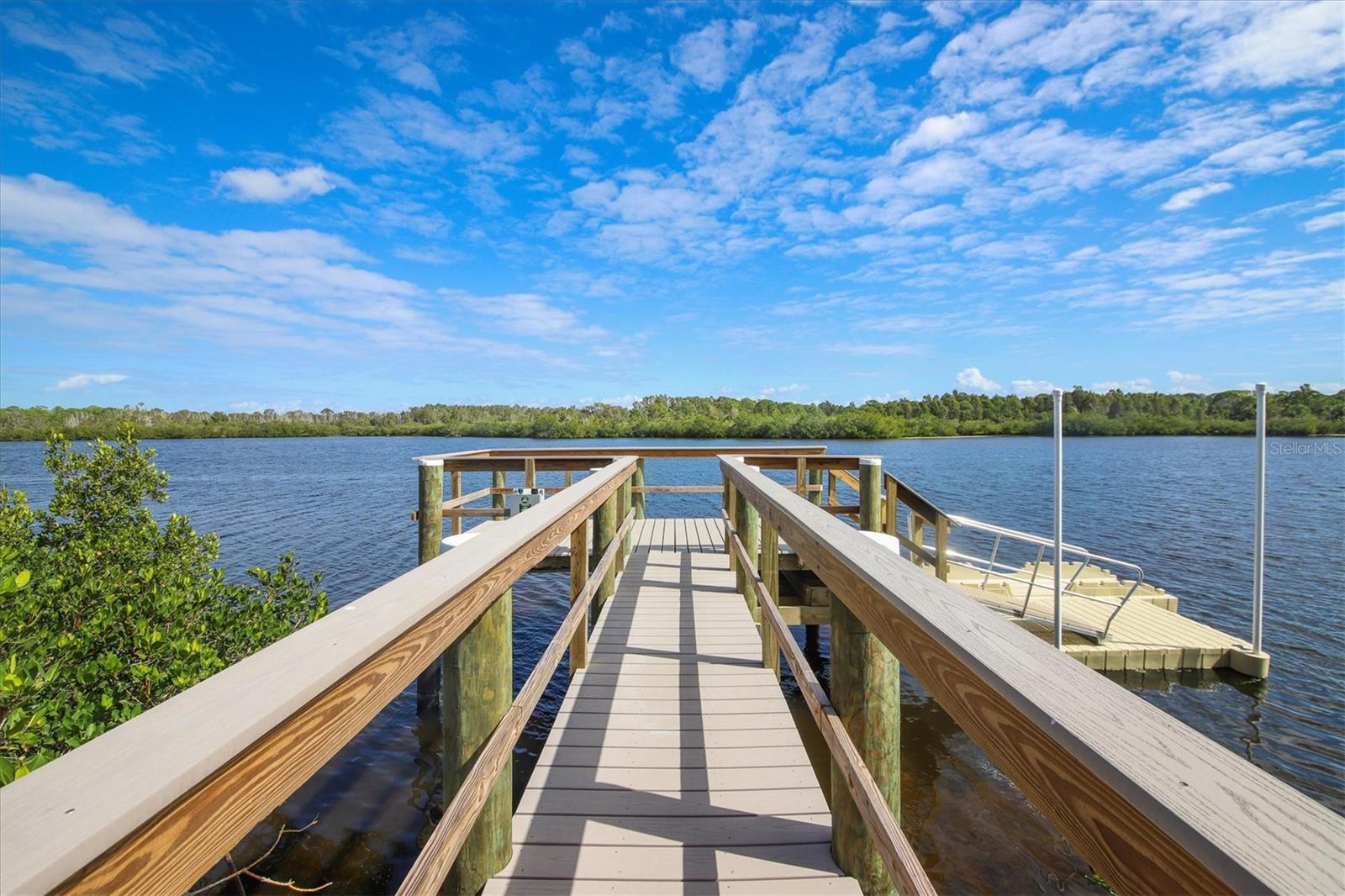 Image 31 of 47 For 10360 Longshore Road 66