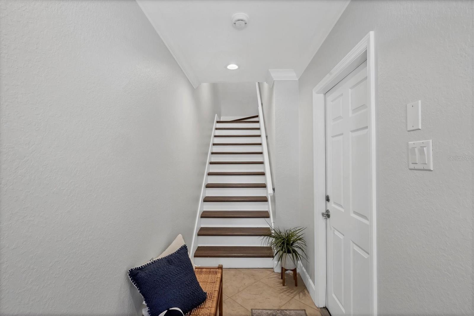 Image 6 of 47 For 10360 Longshore Road 66
