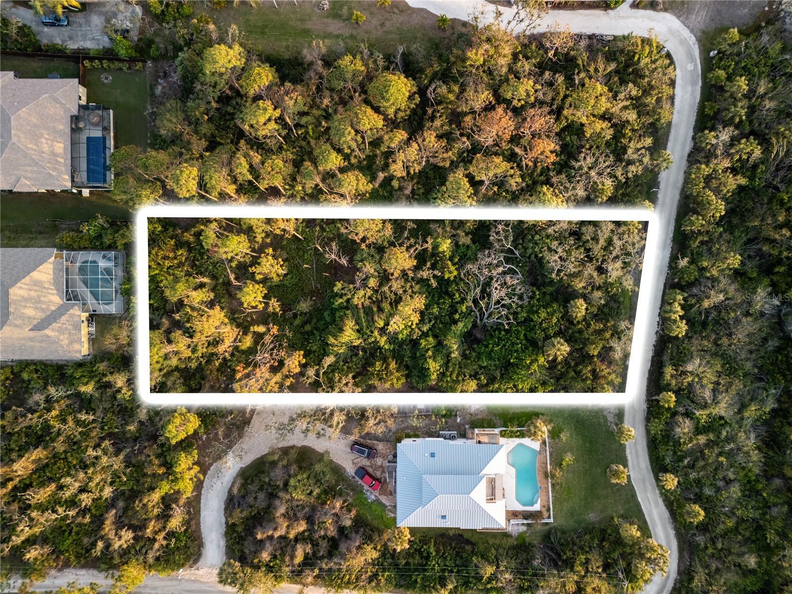Image 3 of 19 For Bayshore Drive