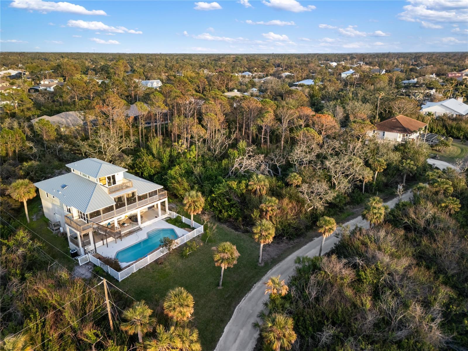 Image 5 of 19 For Bayshore Drive