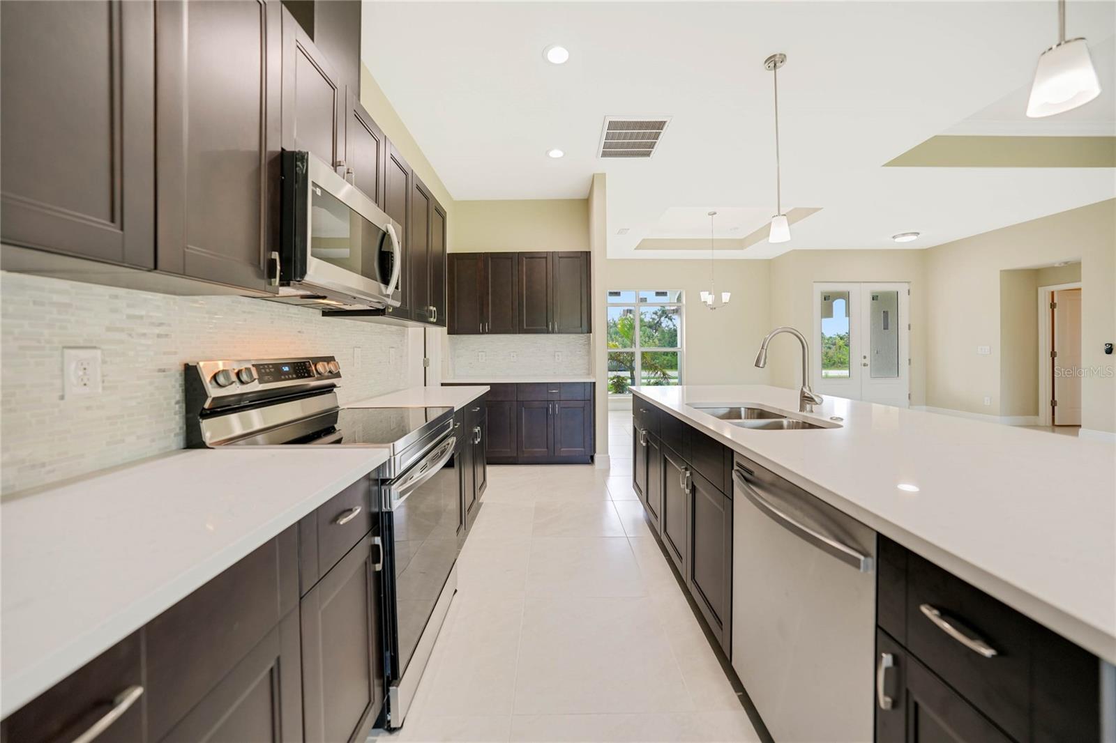 Image 12 of 41 For 14291 Ingraham Boulevard
