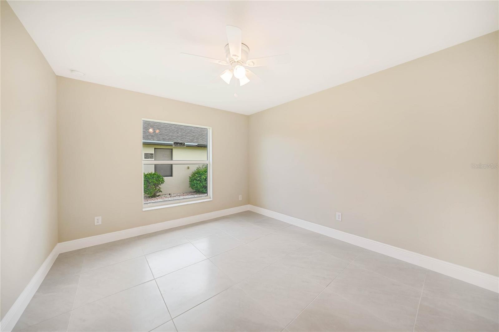 Image 20 of 41 For 14291 Ingraham Boulevard