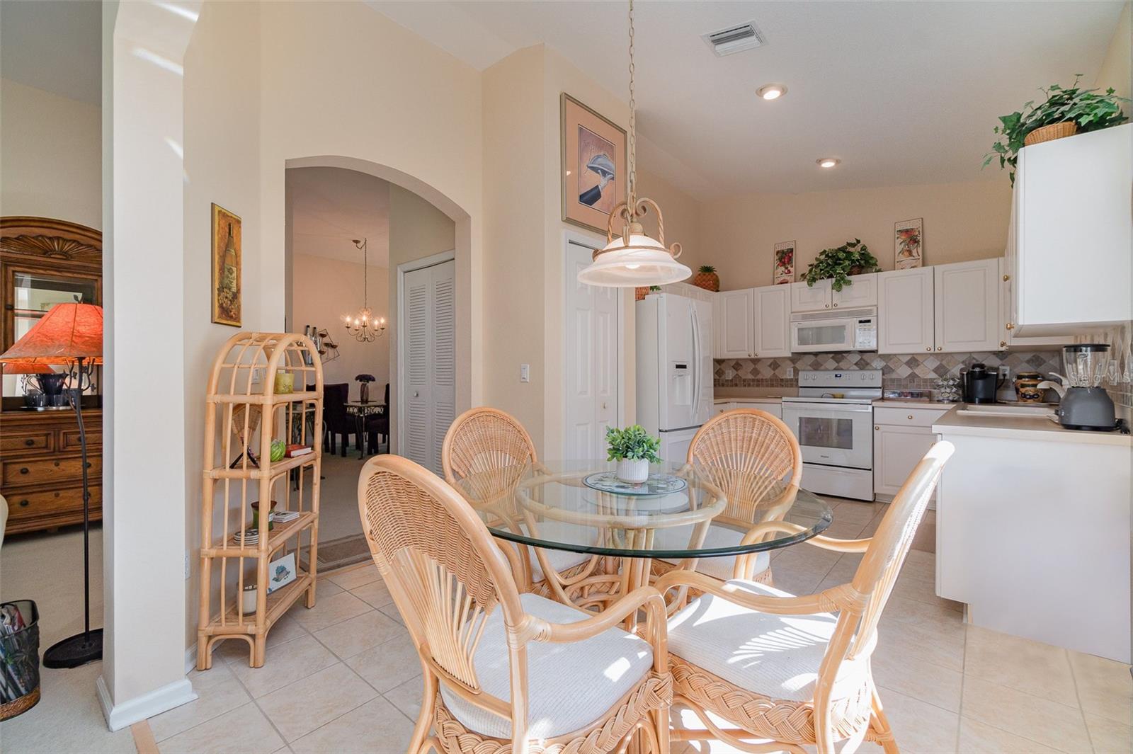 Image 12 of 52 For 3323 Grand Vista Court 201