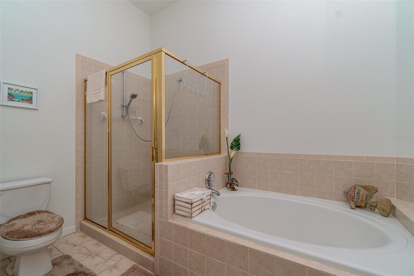 Image 16 of 52 For 3323 Grand Vista Court 201