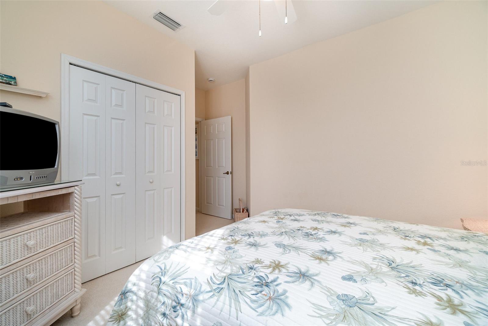 Image 18 of 52 For 3323 Grand Vista Court 201
