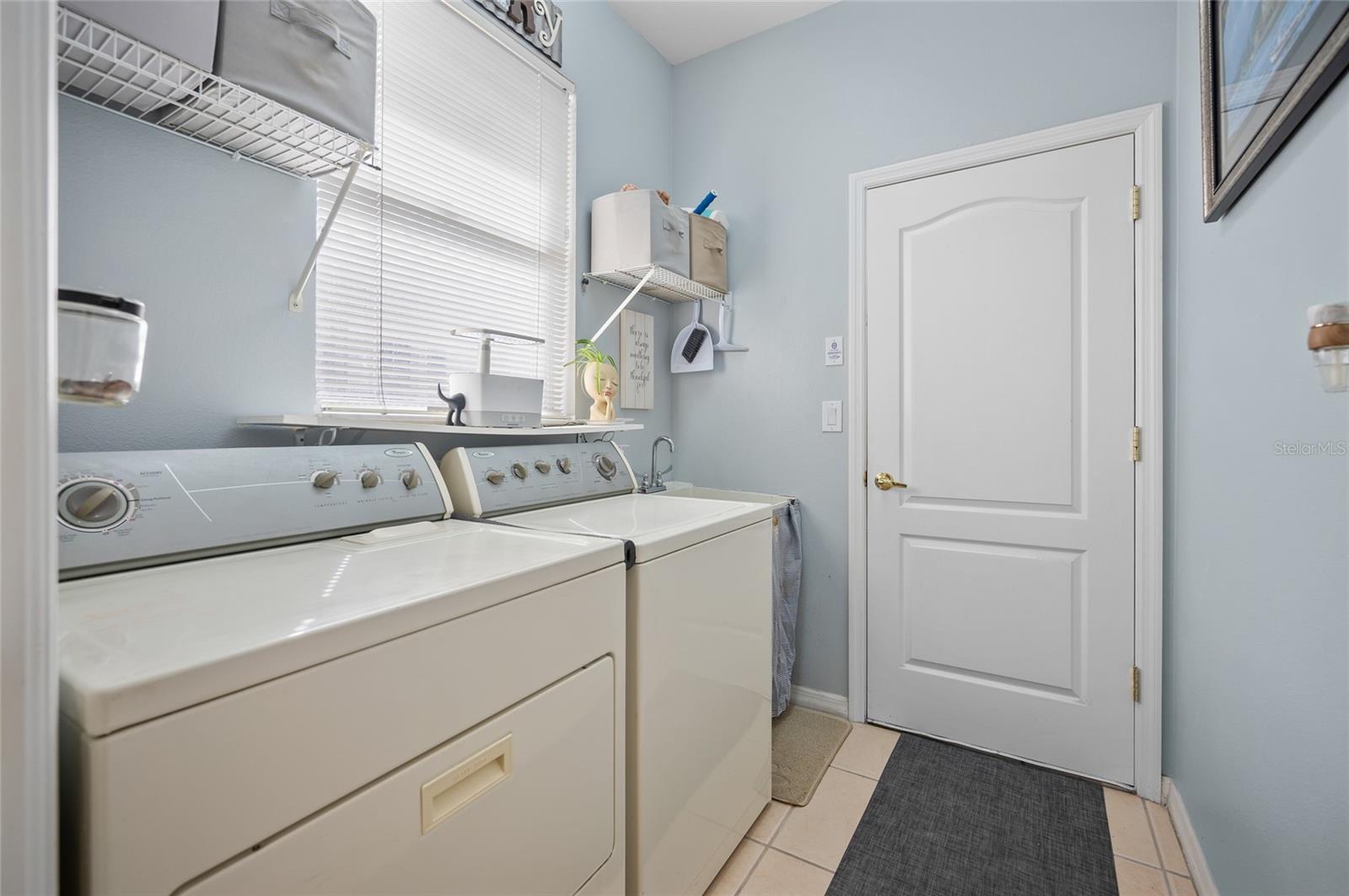 Image 17 of 54 For 5560 Club View Lane