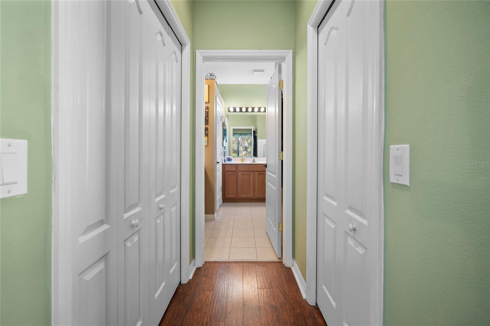 Image 20 of 54 For 5560 Club View Lane