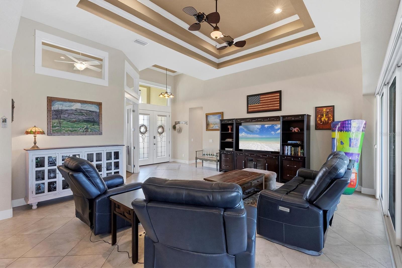 Image 10 of 41 For 9676 Singer Circle