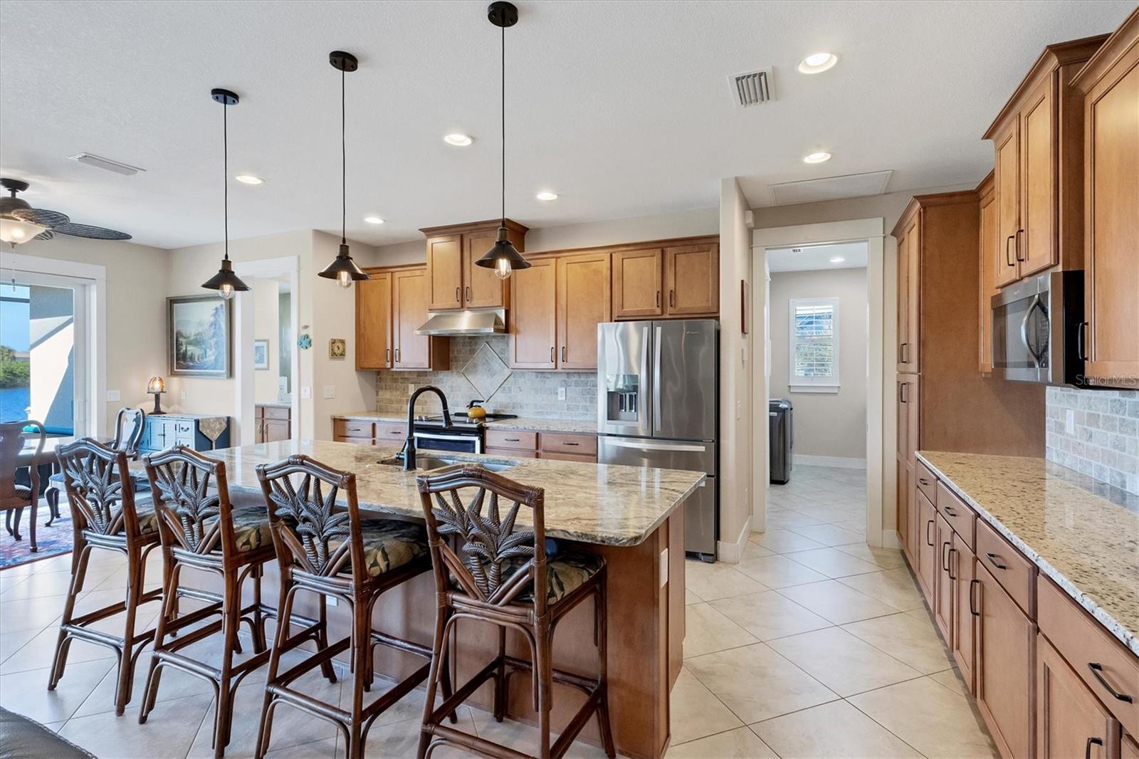 Image 11 of 41 For 9676 Singer Circle