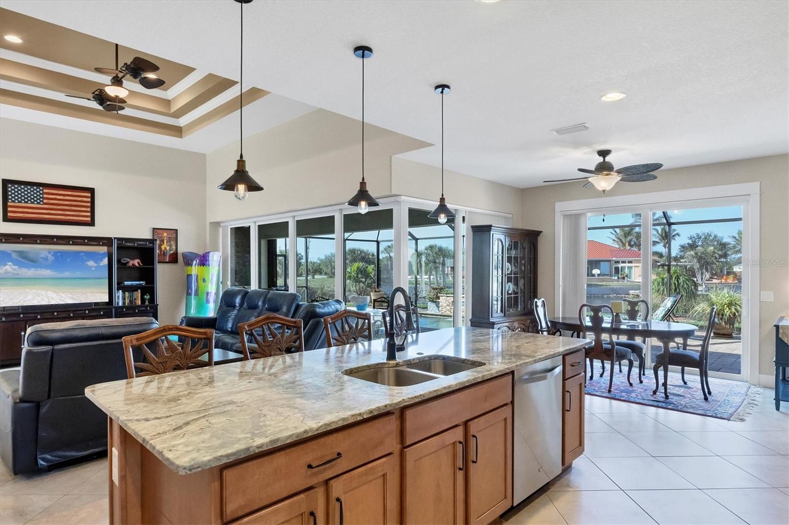 Image 13 of 41 For 9676 Singer Circle
