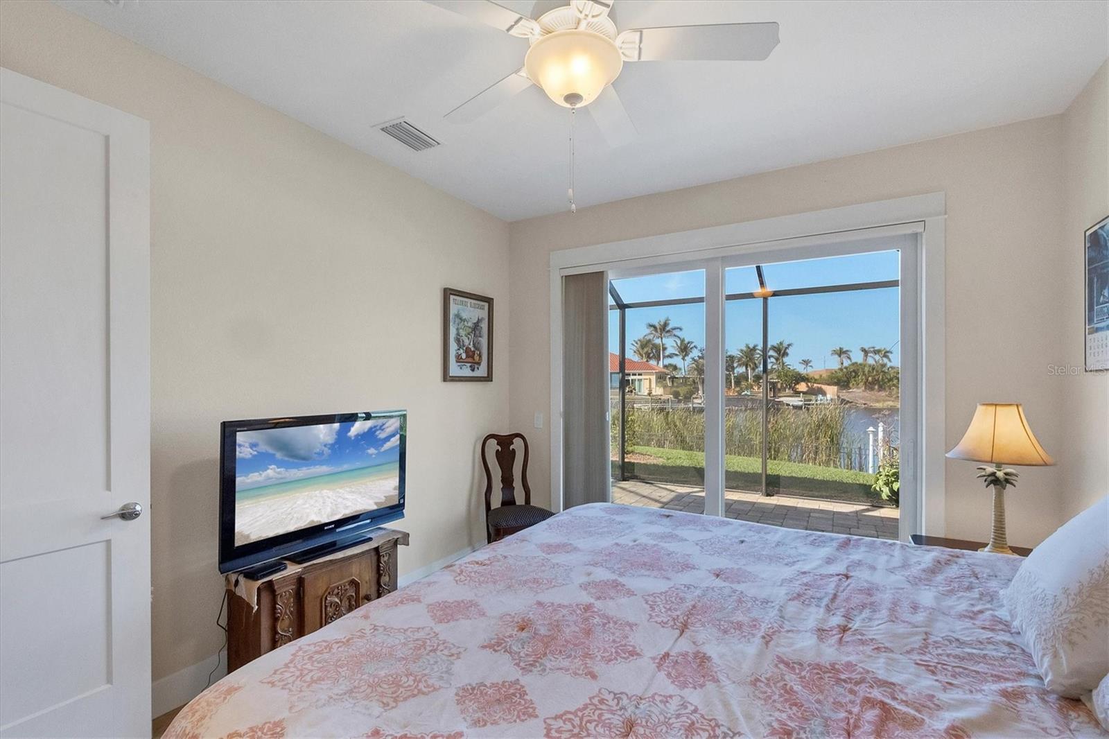 Image 21 of 41 For 9676 Singer Circle