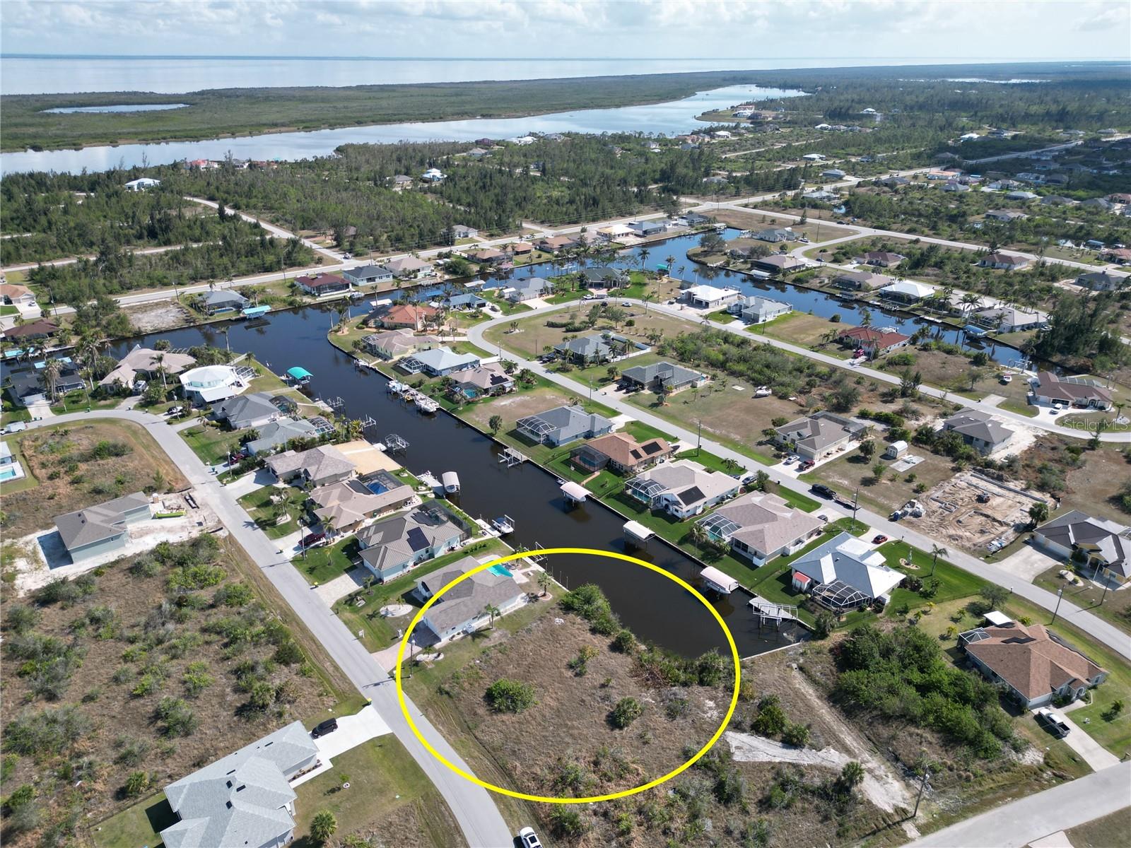 Image 3 of 5 For 15562 Mccomb Circle
