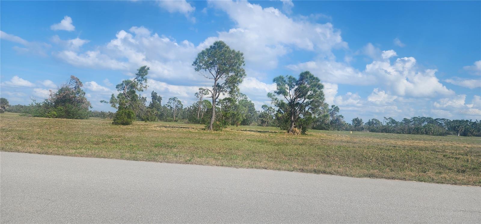 Image 2 of 7 For 13014 Emerald Road