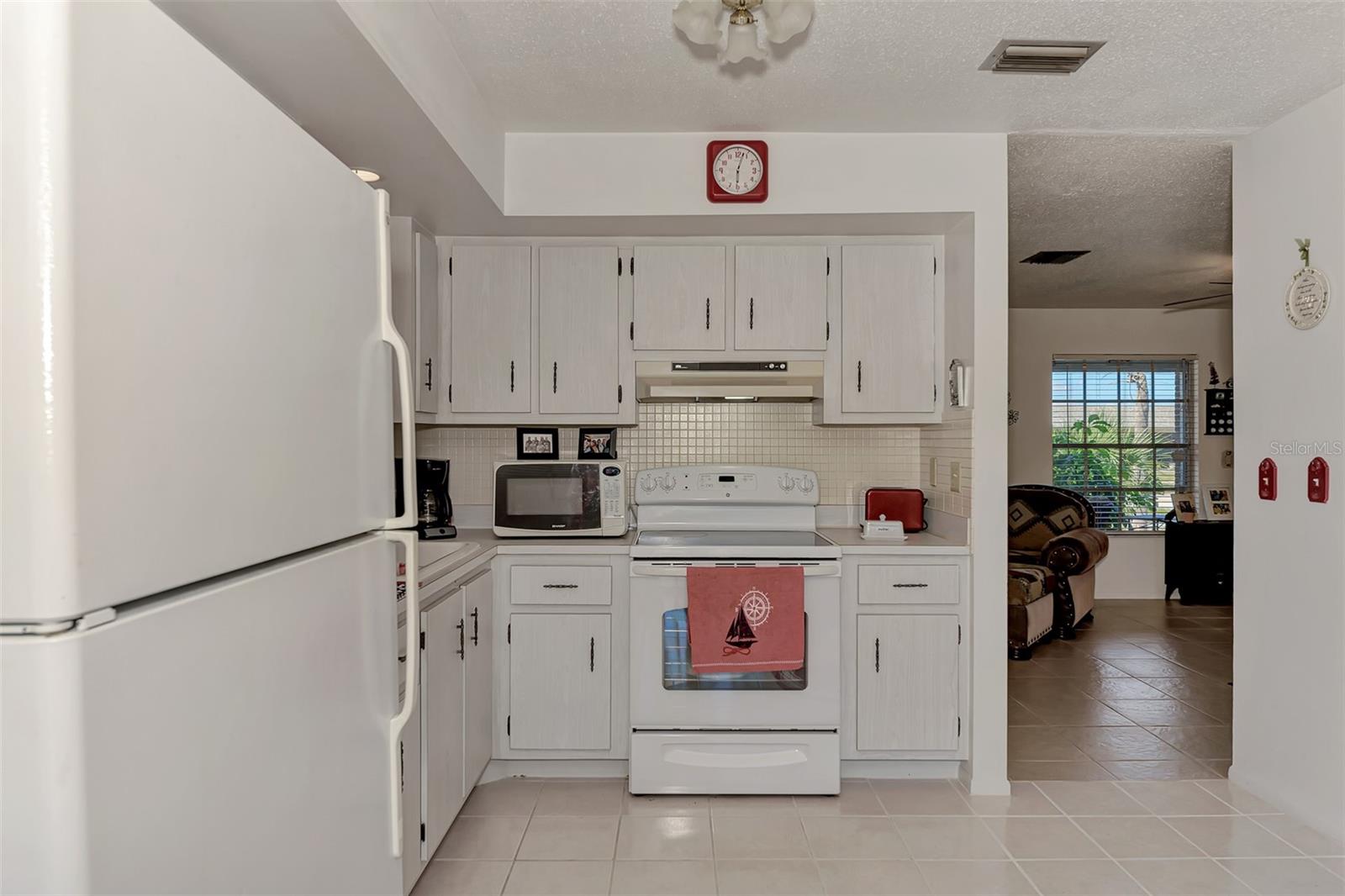 Image 13 of 53 For 6522 Coliseum Boulevard