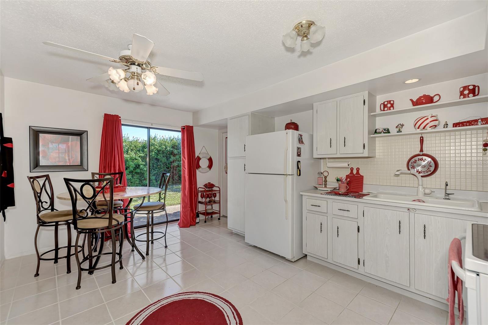 Image 16 of 53 For 6522 Coliseum Boulevard
