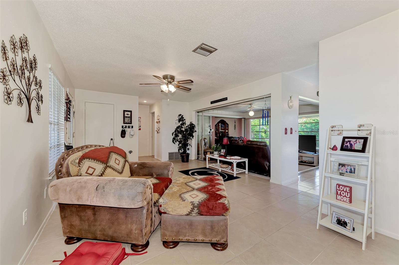 Image 17 of 53 For 6522 Coliseum Boulevard