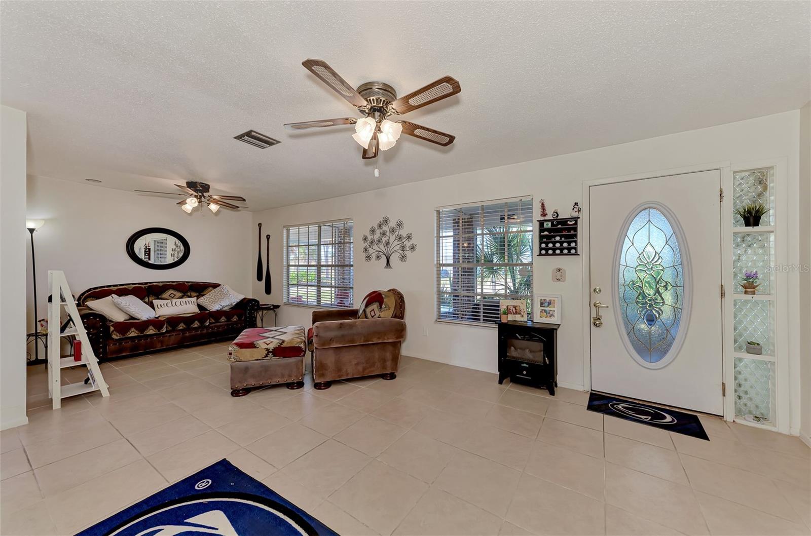 Image 23 of 53 For 6522 Coliseum Boulevard