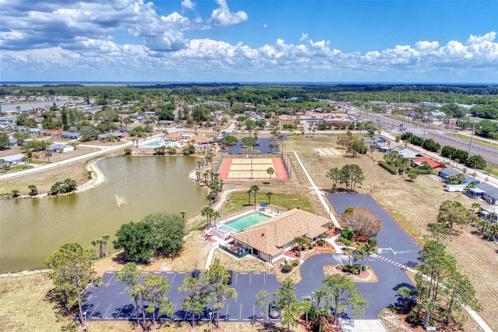 Image 48 of 53 For 6522 Coliseum Boulevard