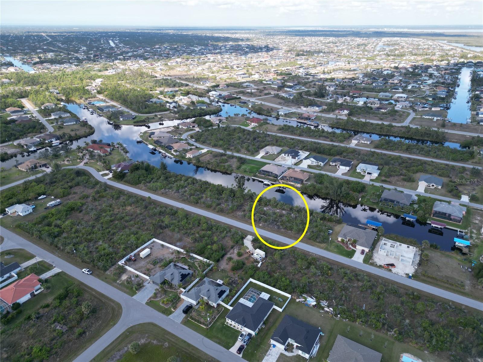 Image 2 of 10 For 15448 Aribe Avenue