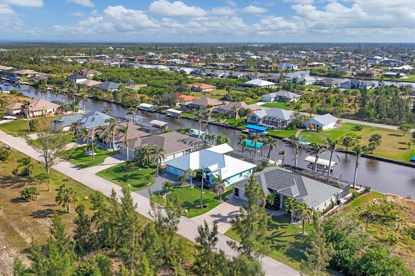 Image 4 of 49 For 15776 Melport Circle