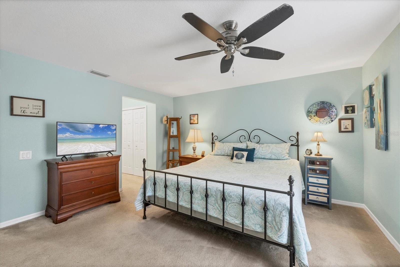 Image 14 of 39 For 12028 Newgate Avenue