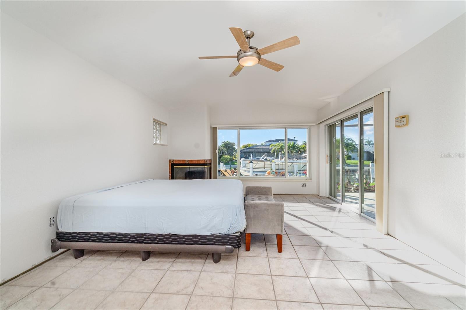 Image 17 of 62 For 2160 Palm Tree Drive