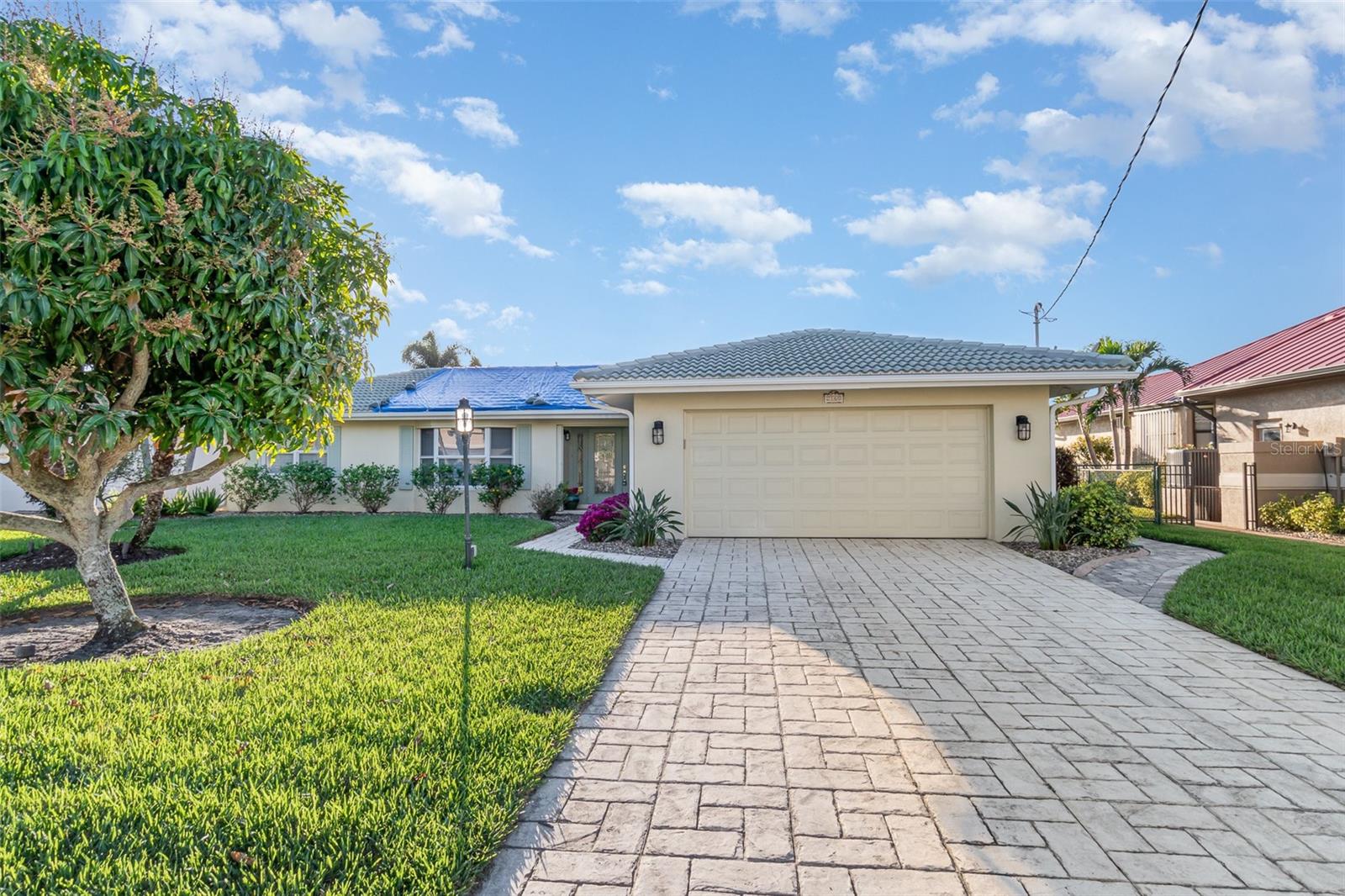 Image 2 of 62 For 2160 Palm Tree Drive