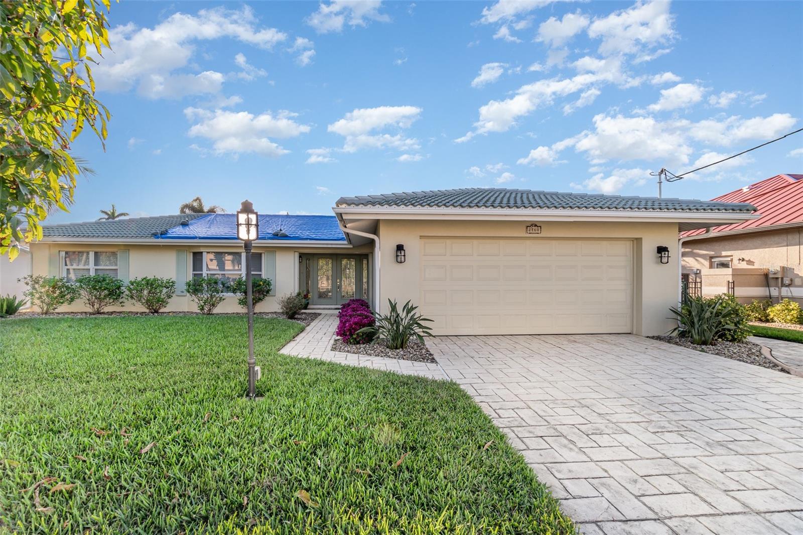Image 4 of 62 For 2160 Palm Tree Drive