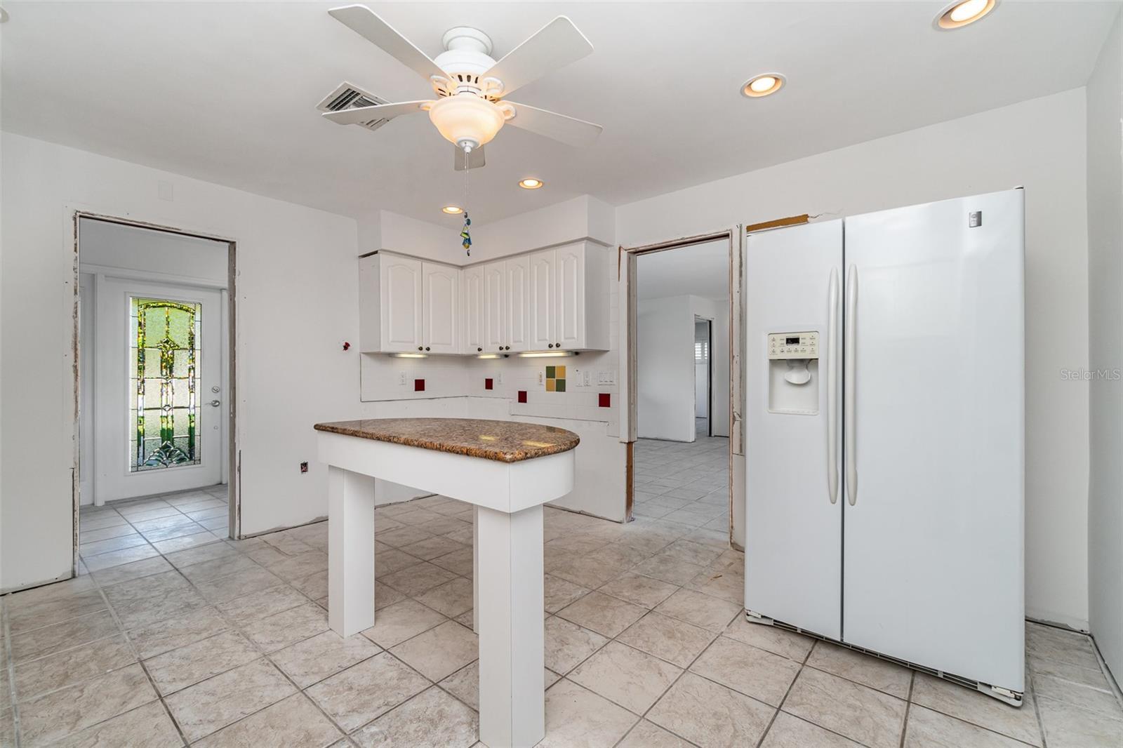Image 8 of 62 For 2160 Palm Tree Drive