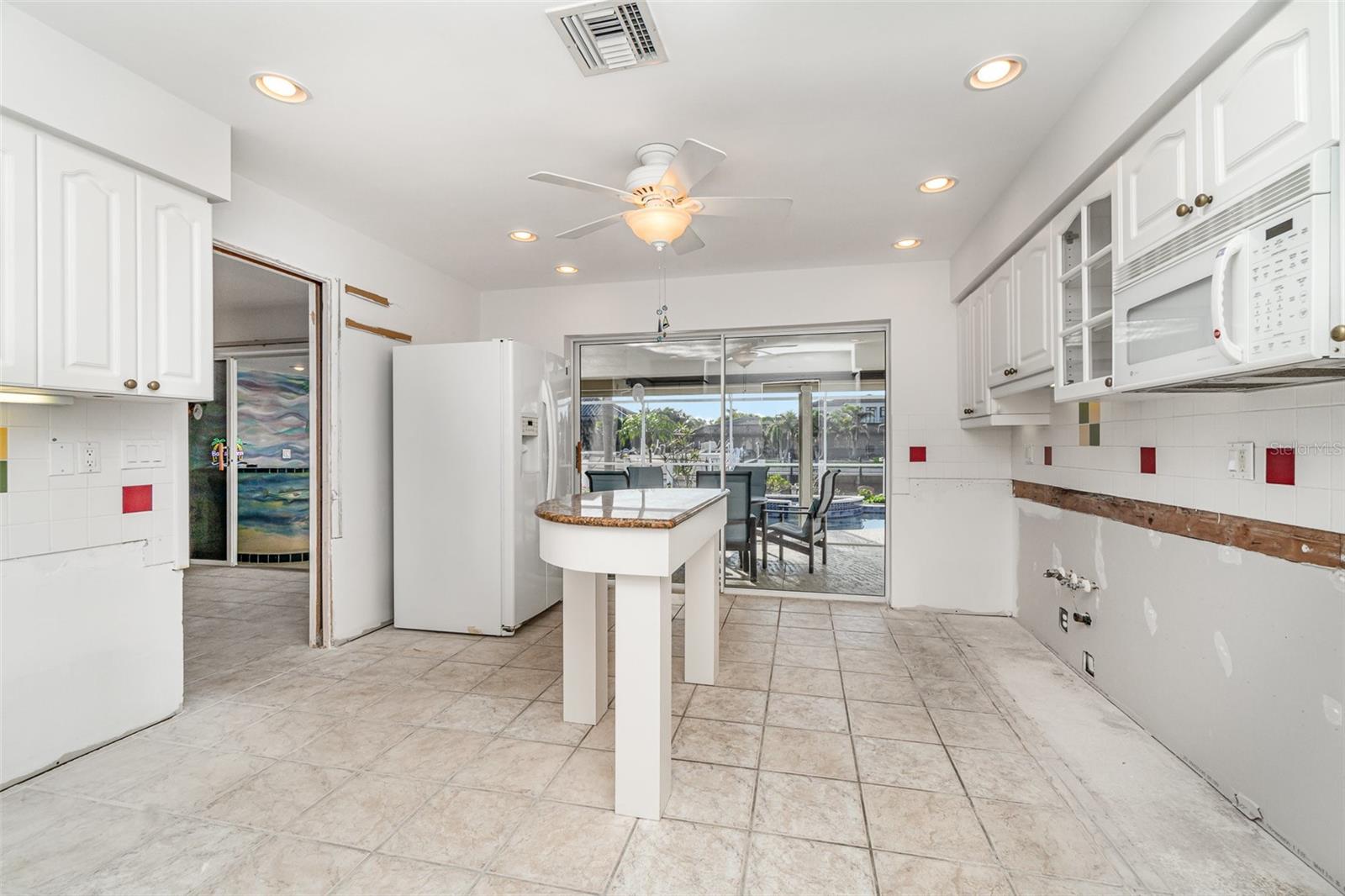 Image 9 of 62 For 2160 Palm Tree Drive