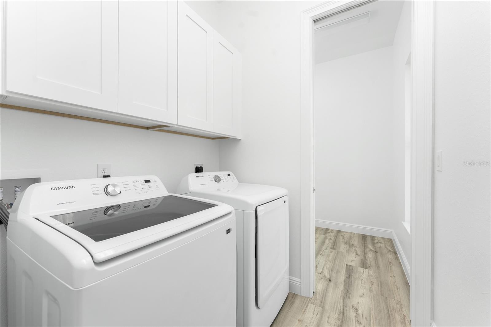 Image 19 of 55 For 10688 Mcalester Circle