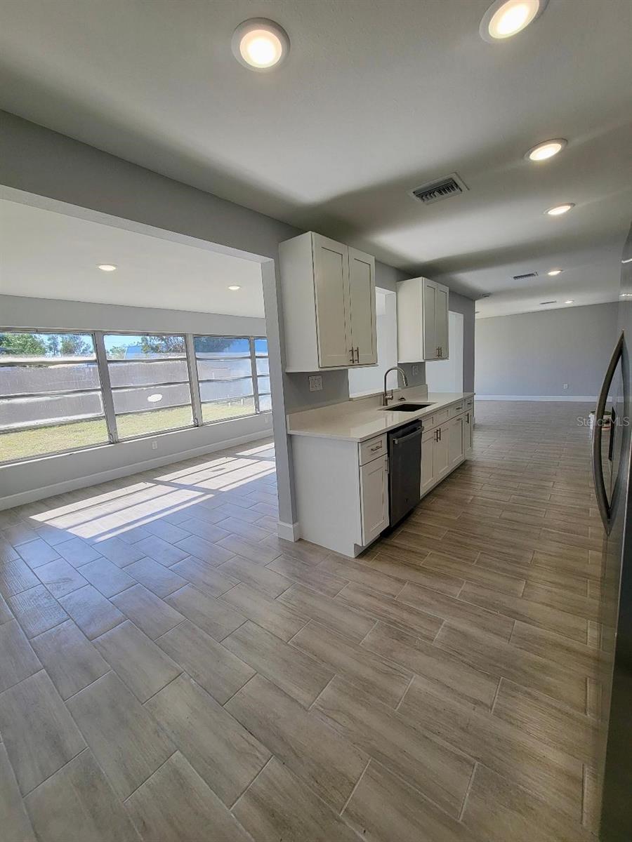 Image 6 of 11 For 1247 Price Circle Nw