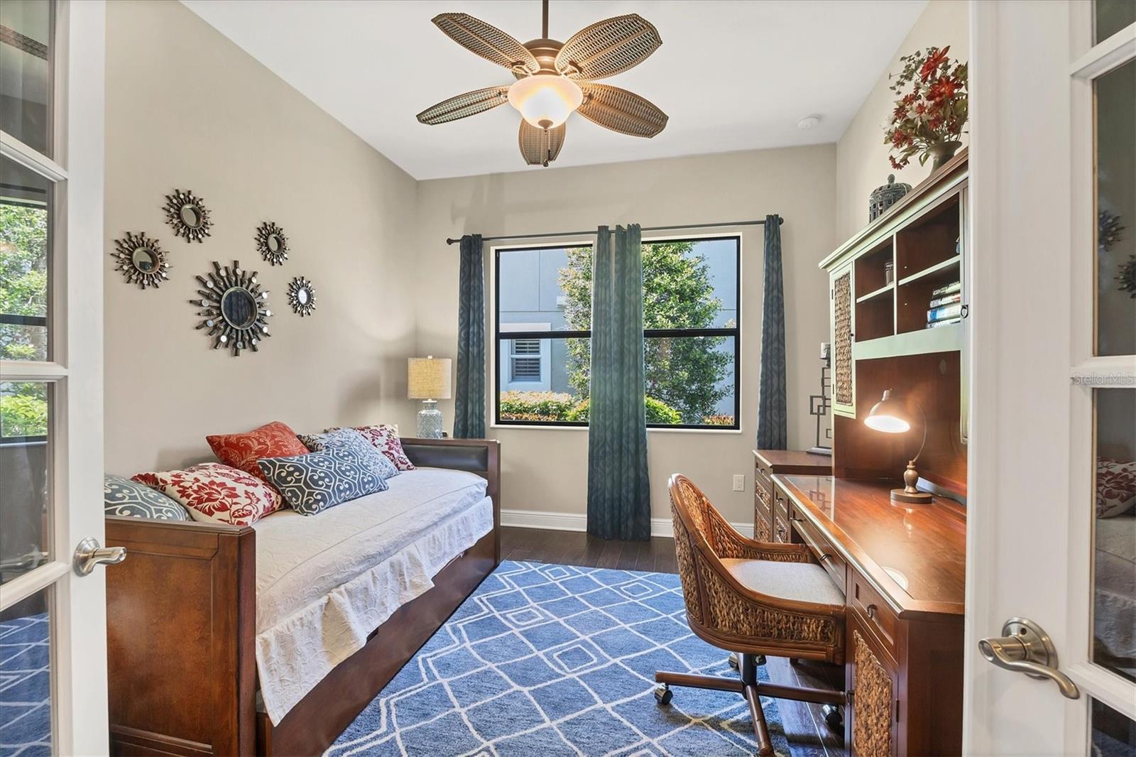 Image 15 of 58 For 23781 Waverly Circle