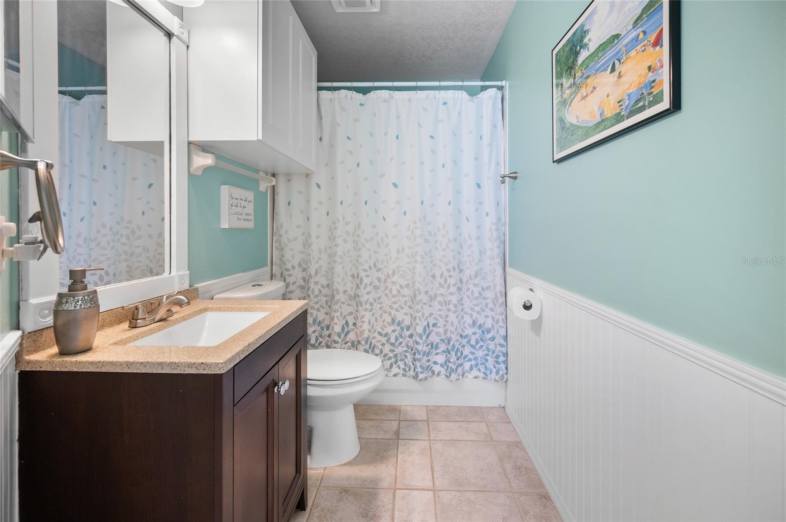 Image 11 of 62 For 14382 Lillian Circle