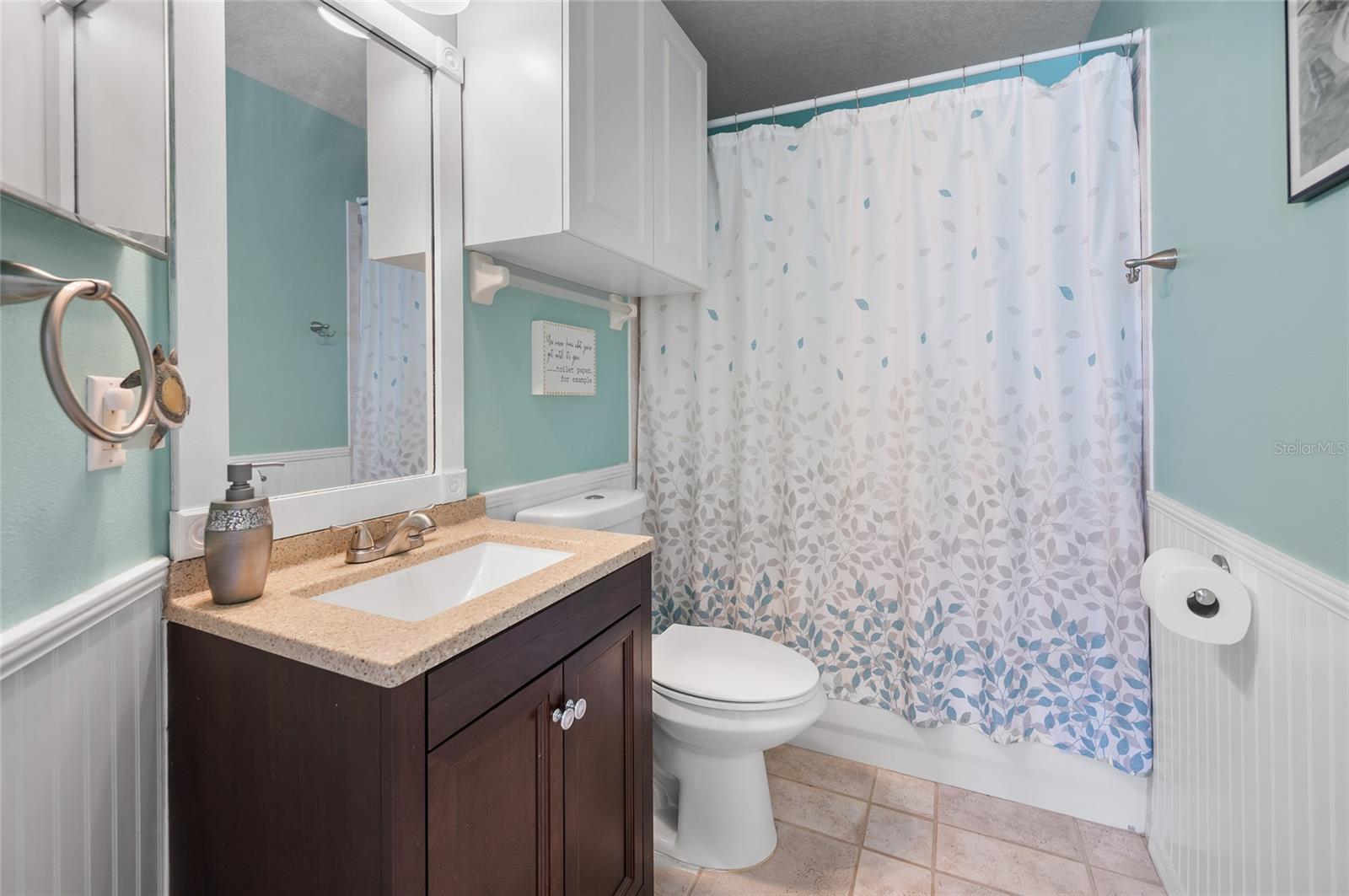 Image 12 of 62 For 14382 Lillian Circle