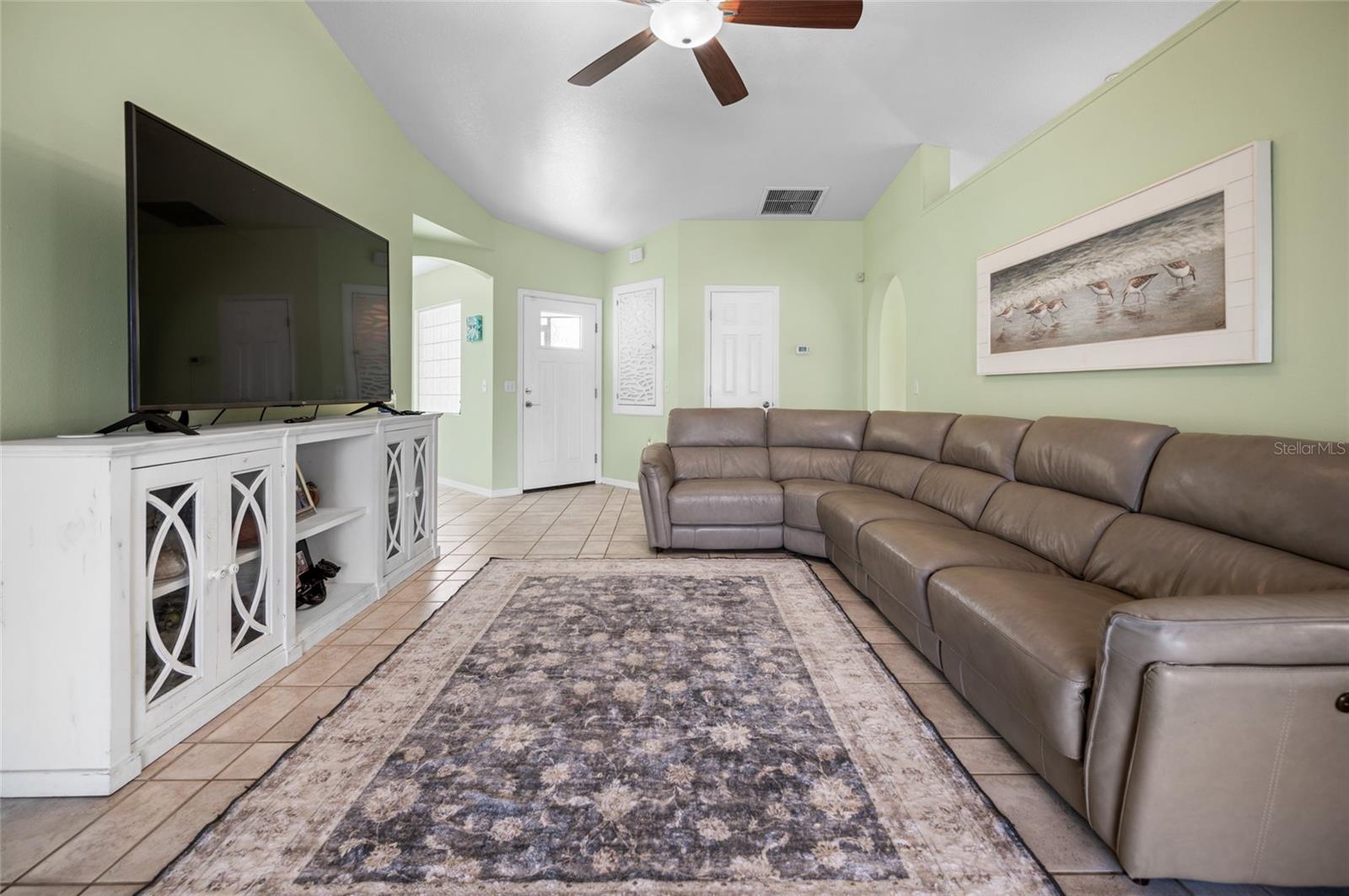 Image 14 of 62 For 14382 Lillian Circle