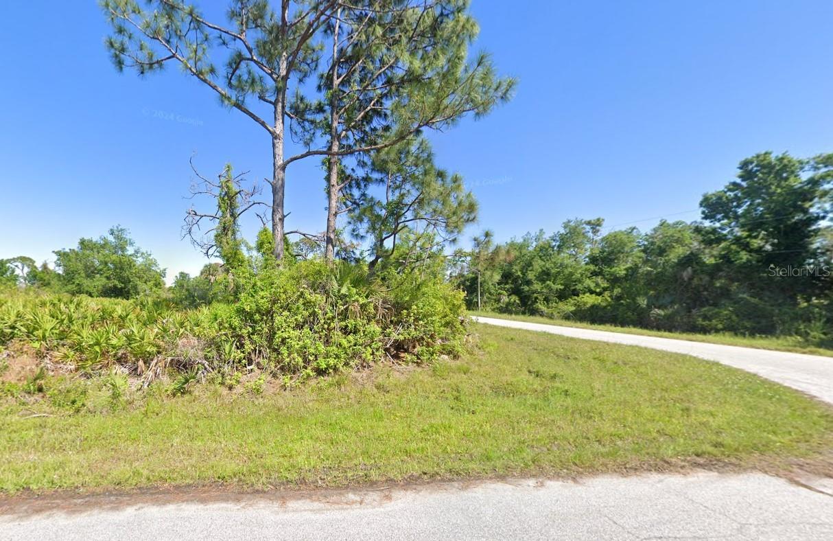 Image 3 of 6 For 3519 & 3527 Dwight Street