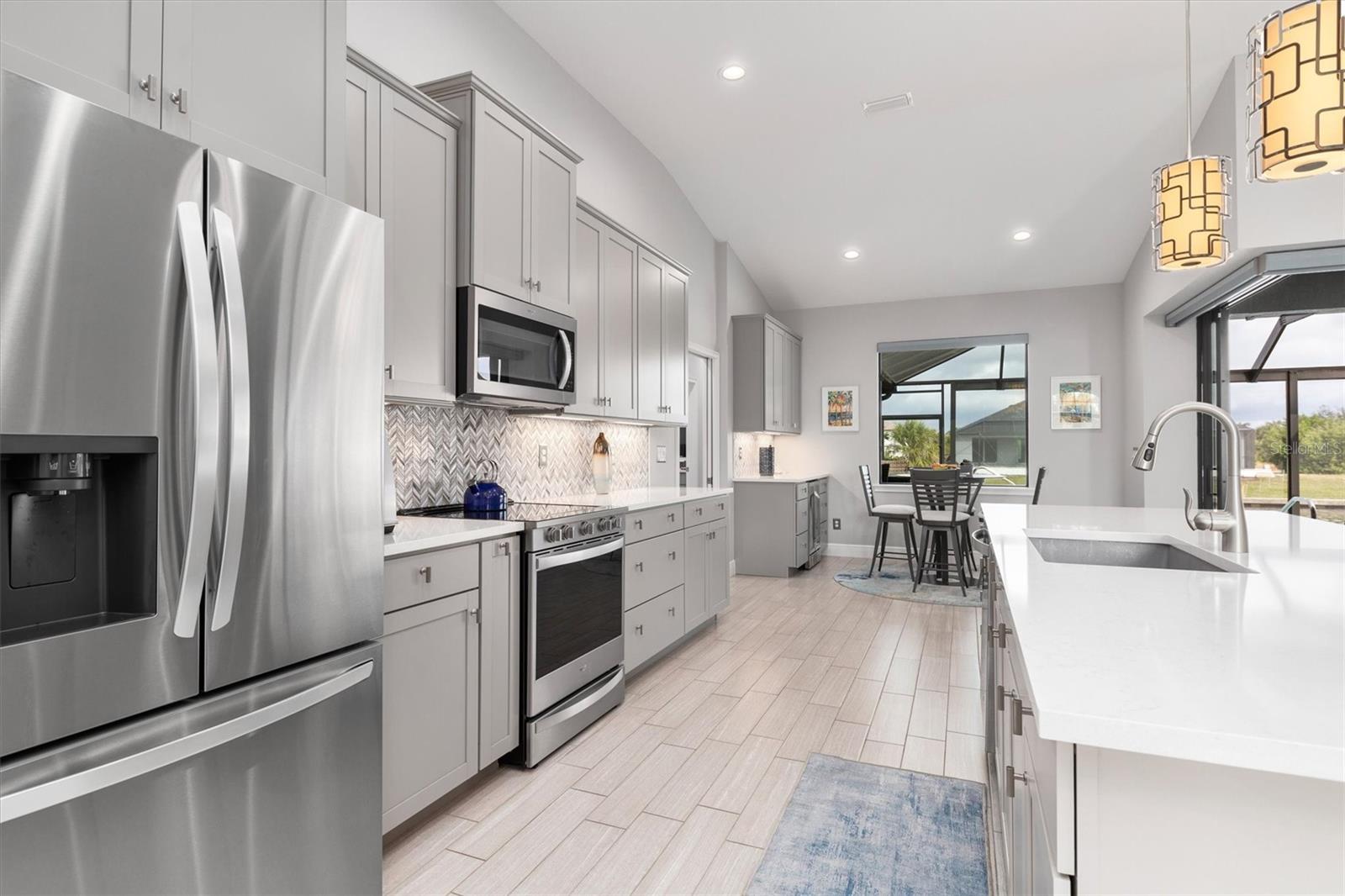 Image 11 of 57 For 15640 Melport Circle