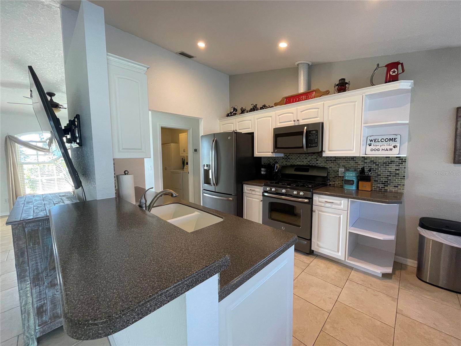 Image 16 of 48 For 5262 Weatherton Street