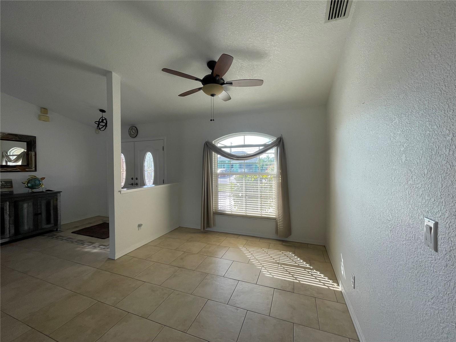 Image 19 of 48 For 5262 Weatherton Street