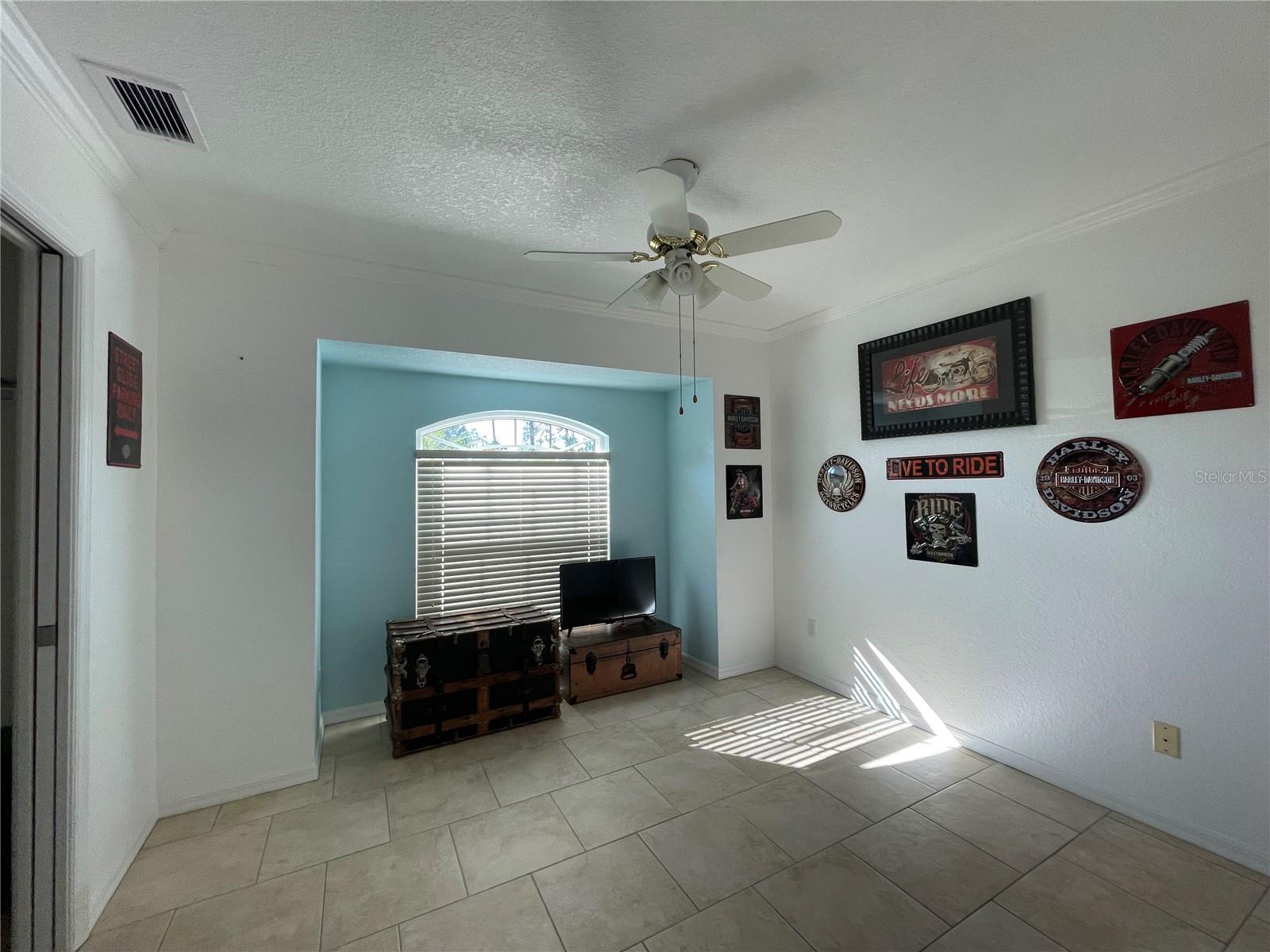 Image 33 of 48 For 5262 Weatherton Street