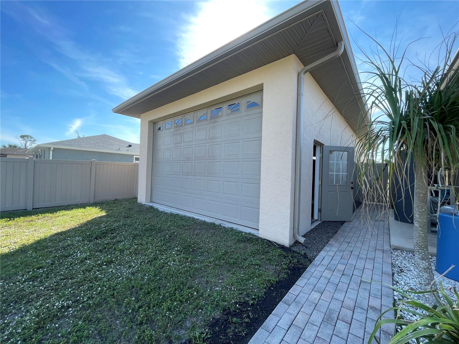 Image 6 of 48 For 5262 Weatherton Street