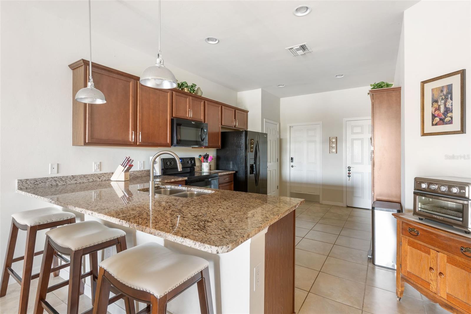 Image 12 of 64 For 19241 Serafina Street