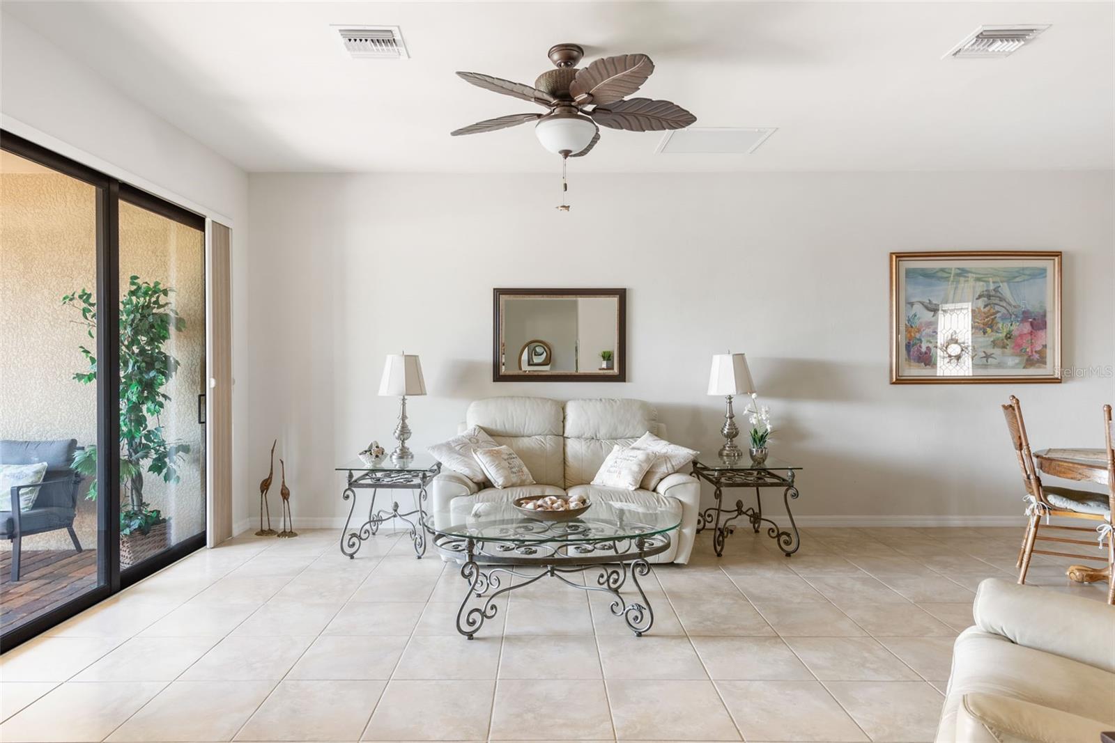 Image 17 of 64 For 19241 Serafina Street