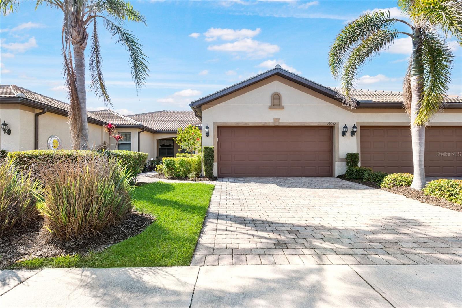 Image 4 of 64 For 19241 Serafina Street
