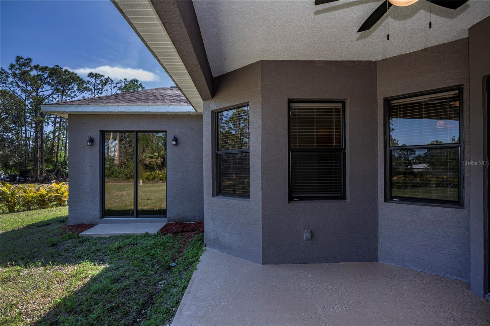Image 47 of 61 For 3284 Newmark Street
