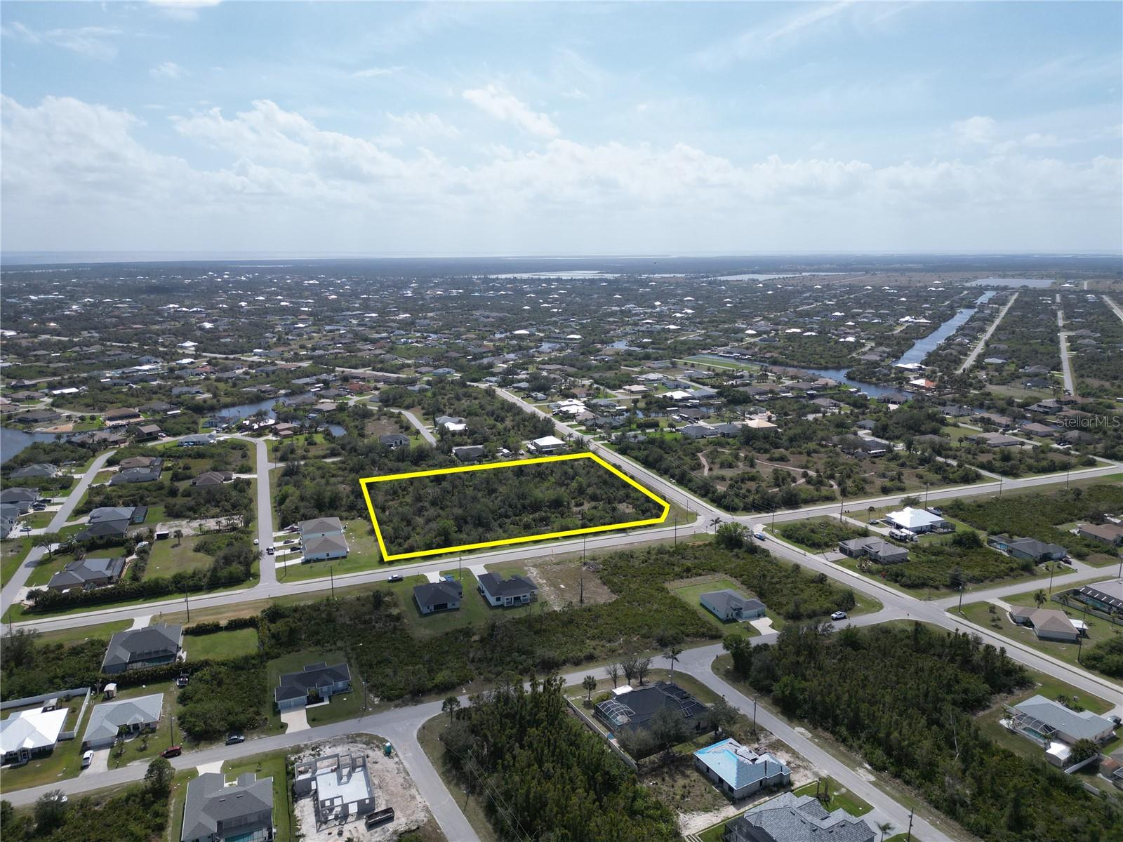 Image 2 of 12 For 14024 Keystone Boulevard