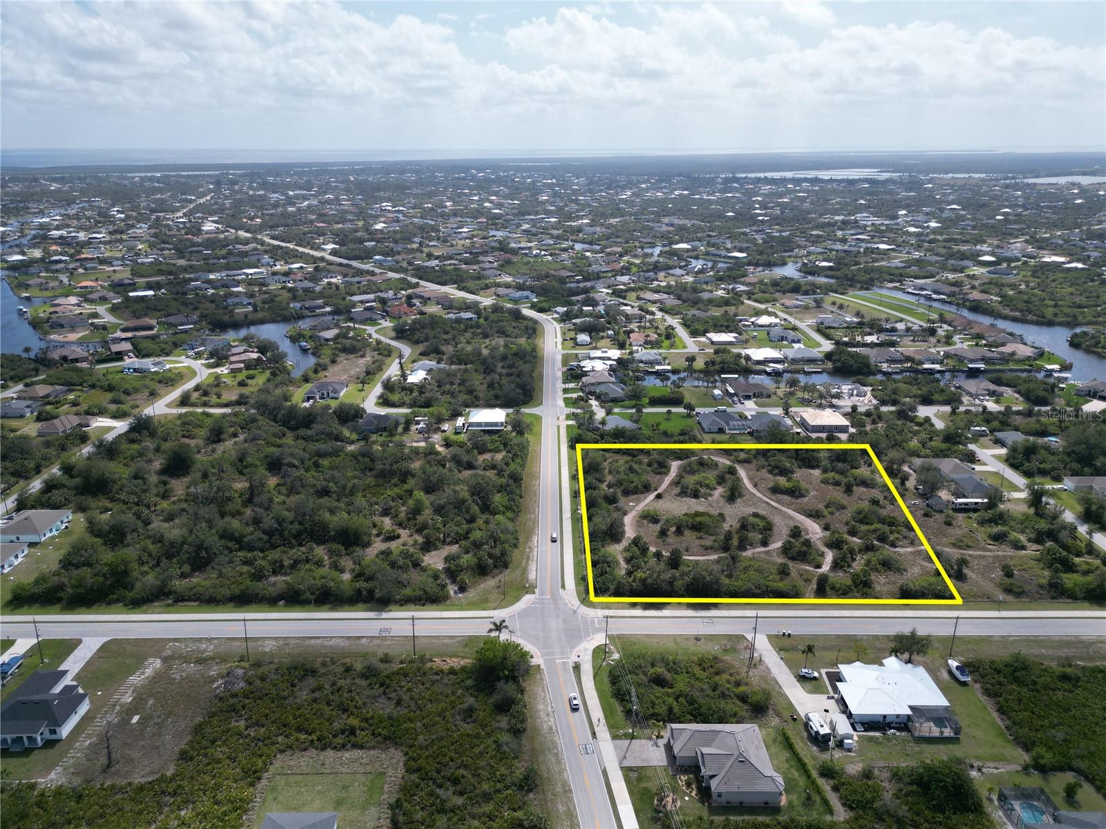 Image 6 of 11 For 14025 Keystone Boulevard