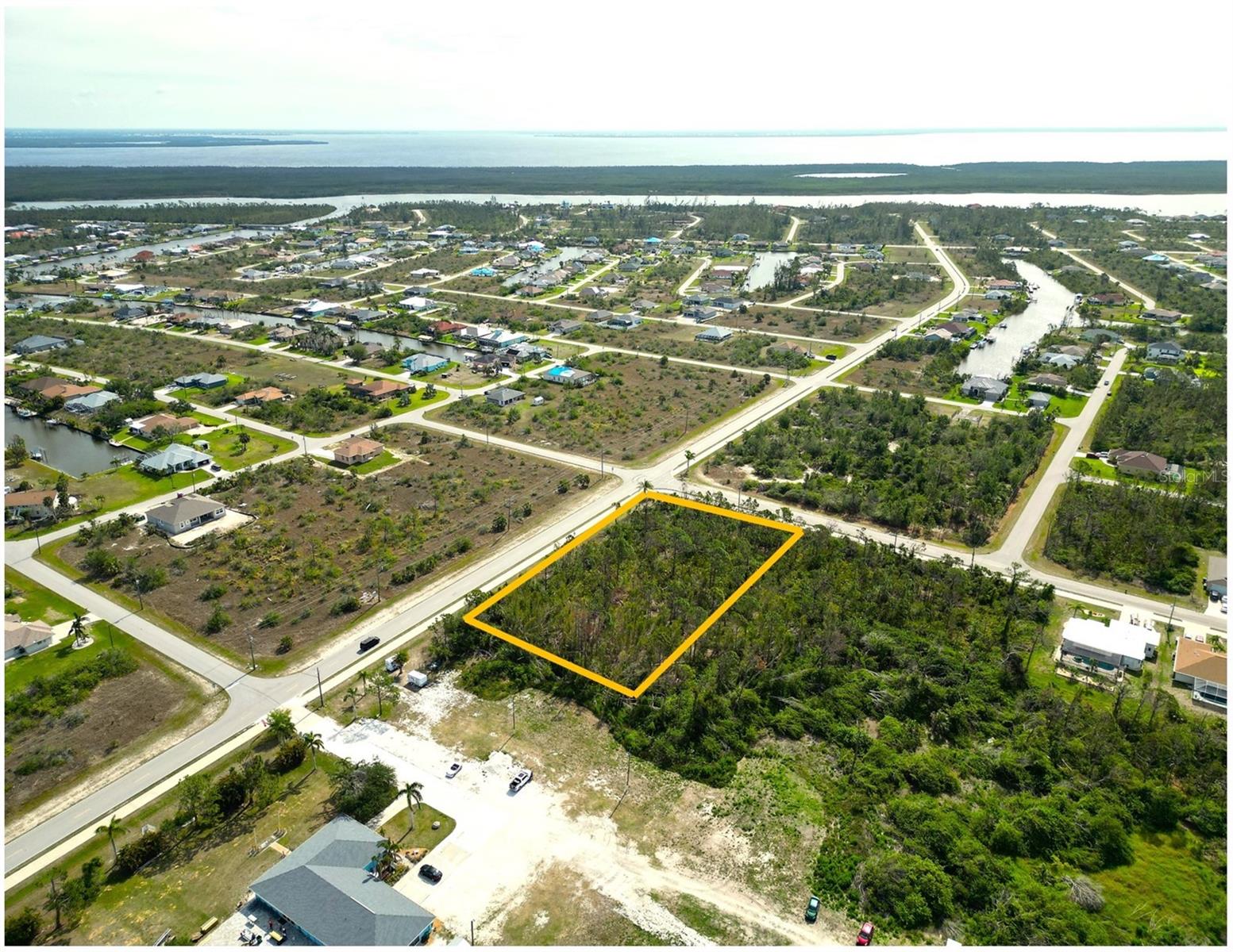 Image 12 of 13 For 14901 Ingraham Boulevard